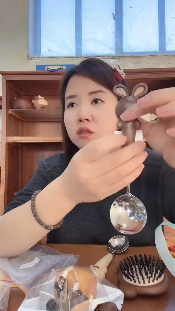 木长黑兔勺子 编号618 瑕疵