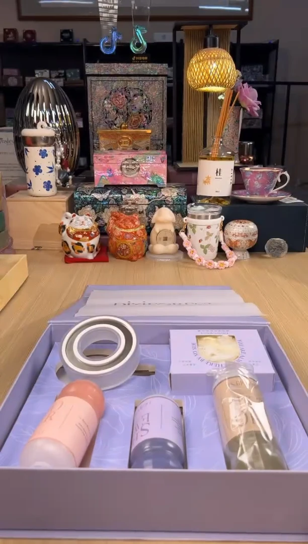 135香氛增压花洒