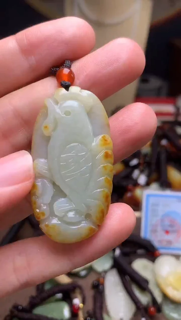 颈饰未镶嵌和田玉新疆料青海料清水和田玉吊坠