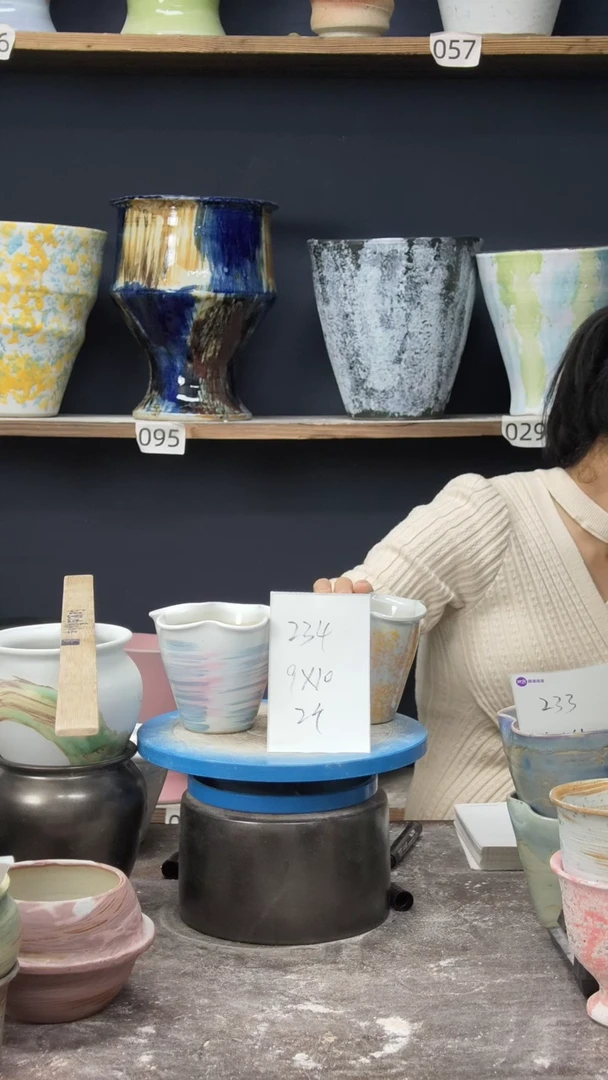 江西景德镇花盆微瑕234