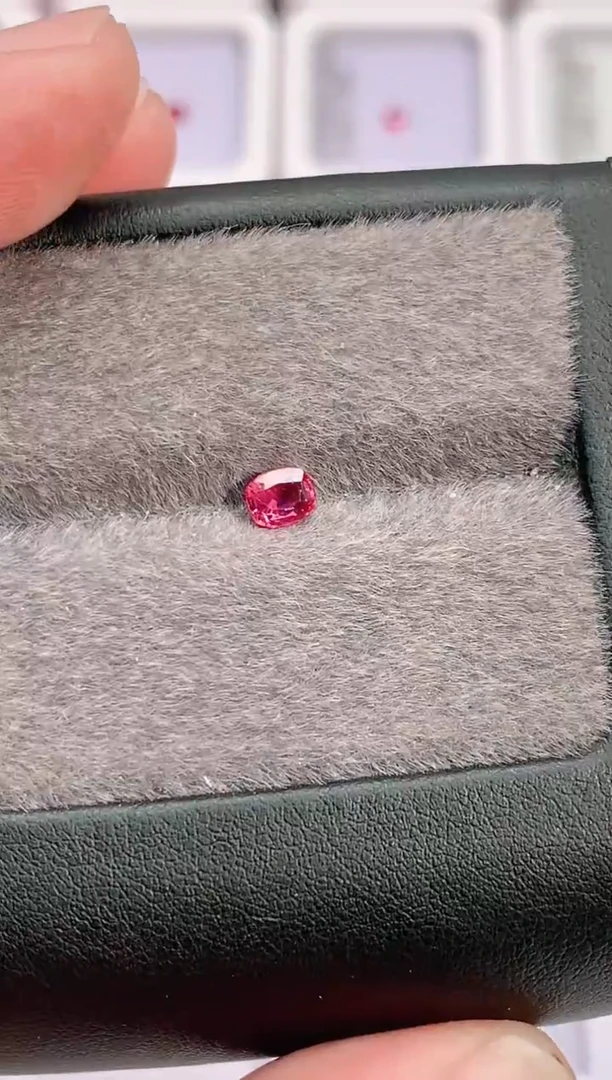 裸石尖晶石0.46-736天然绝地尖晶石