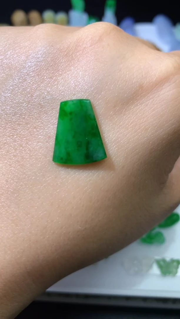 未镶嵌定制翡翠毛货