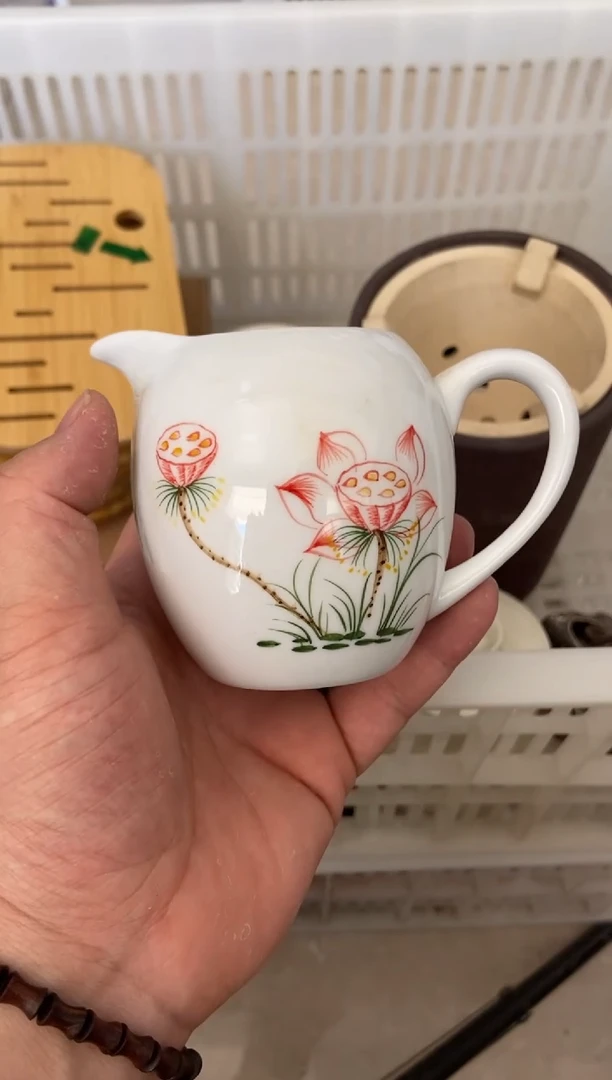 杯无运费险有瑕疵的摄影的产品有使用过的痕迹有点脏介意勿拍