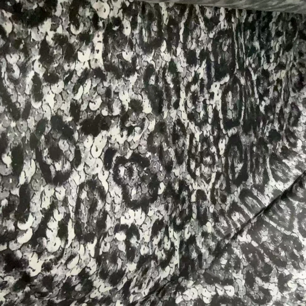 温柔自知   钉珠 面料 LR50A2939