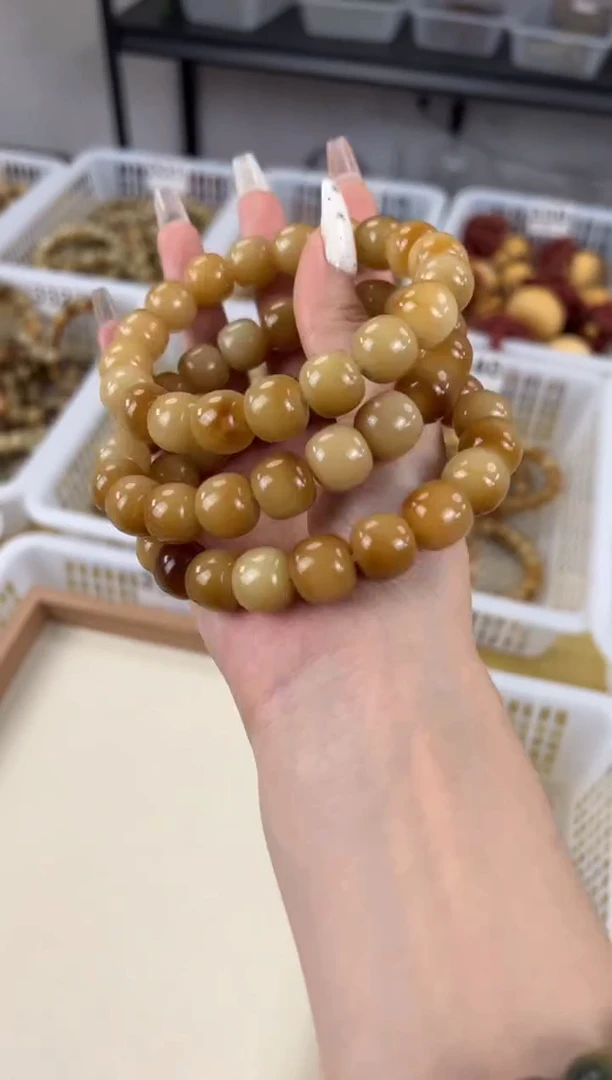 吊坠菩提根/象牙果卡13风化飘花桶珠手串340