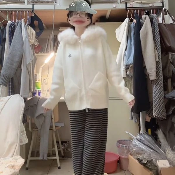 原野甜美元气少女刺绣毛领连帽开衫条纹裤套装秋冬学院风百搭外套