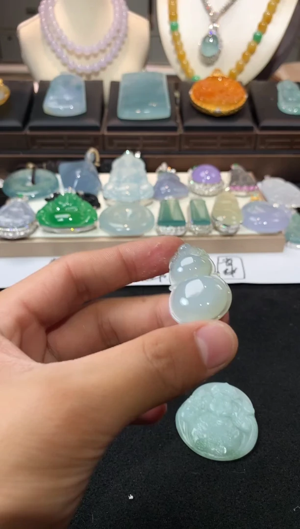 未镶嵌定制翡翠??3332毛货不退不换