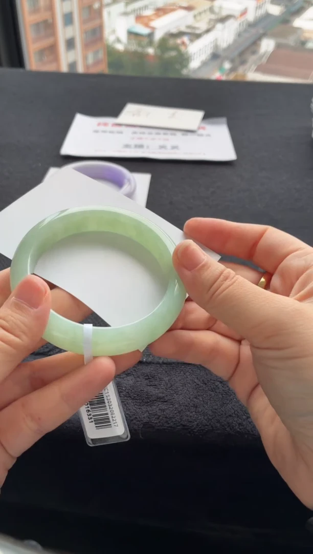 翡翠手镯未镶嵌买断价XW23016331