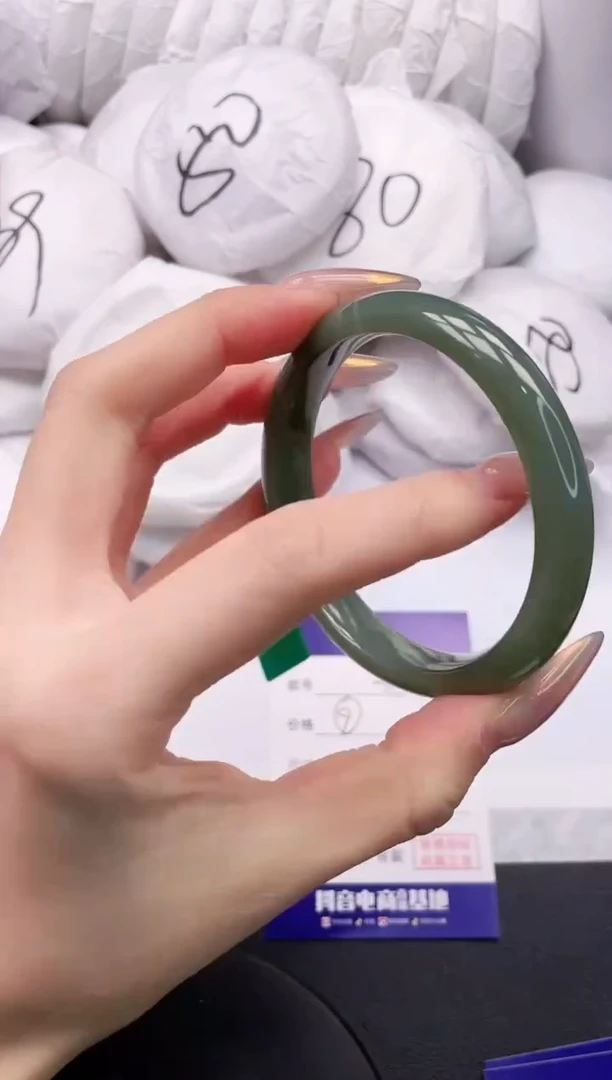 【闪购商品】和田玉手镯未镶嵌7K434-58