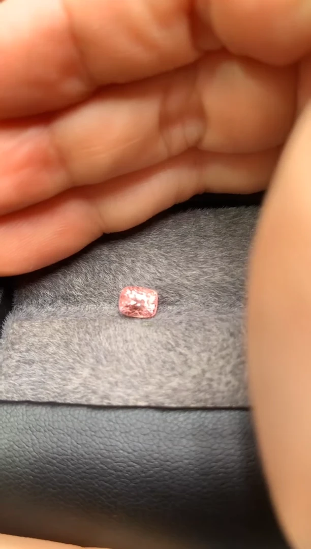 【闪购商品】定制尖晶石裸石未镶嵌枕型 香槟色调 1.21ct
