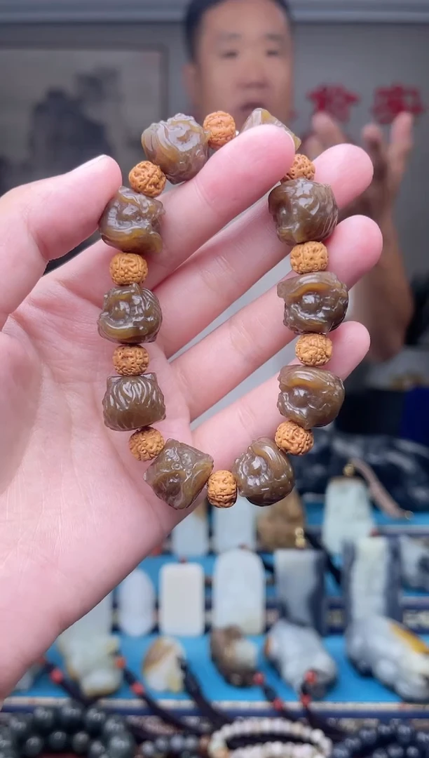 和田玉未镶嵌挂件1