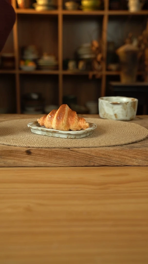 粉影系列的6英寸手捏长方小碟1个