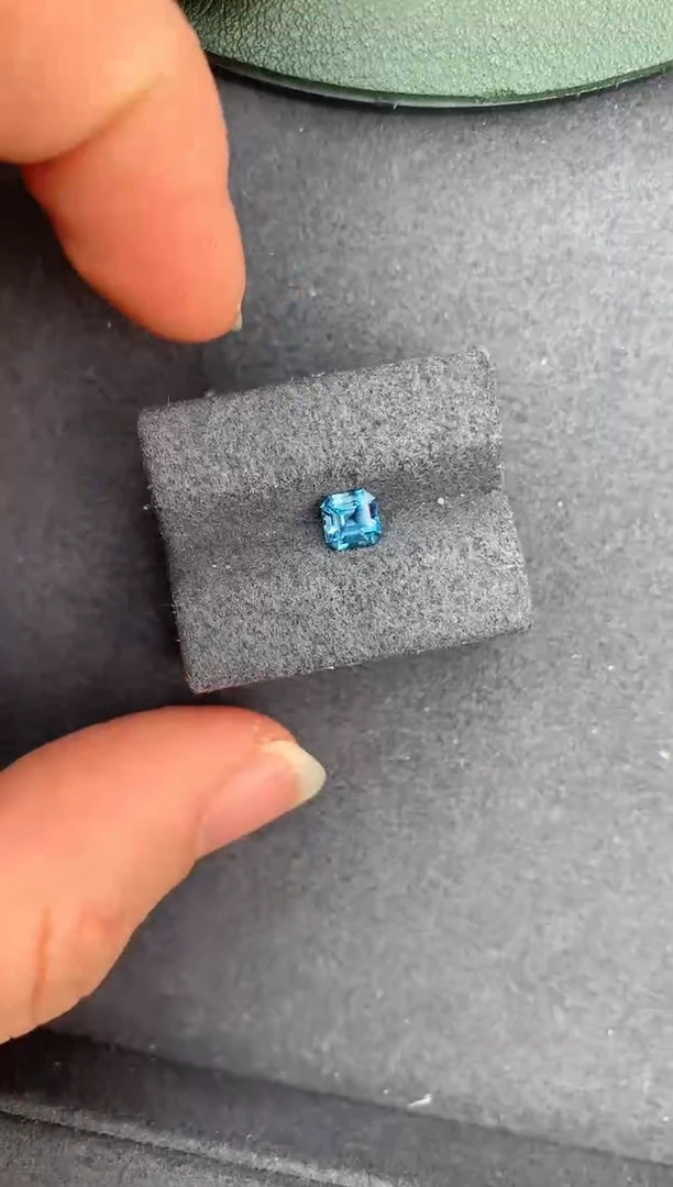 【闪购商品】海蓝宝石裸石未镶嵌47分海蓝宝石