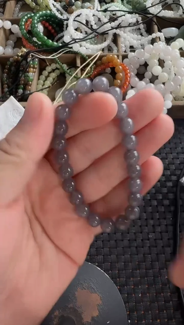 和田玉未镶嵌颈饰烟紫8mm手串