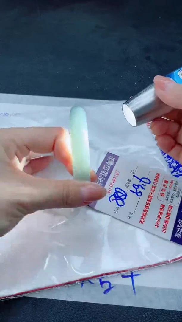 翡翠手镯未镶嵌66666666666