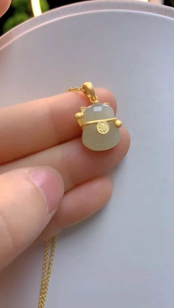 【闪购商品】和田玉吊坠银S925镀金镶嵌小猫