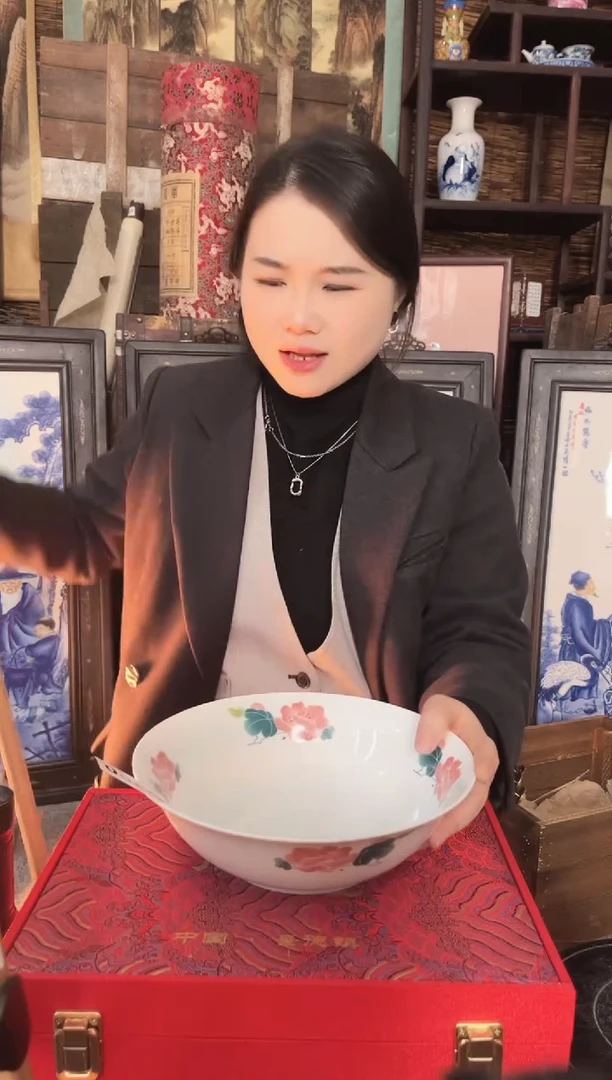 陶景德镇陶瓷摆件C300