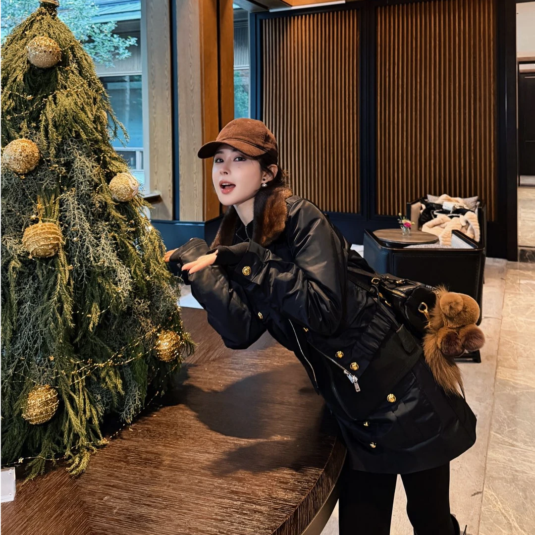 【AS小谬】25新经典减龄拼接貂毛领保暖90白鹅绒夹克AS25DSSTZ05429