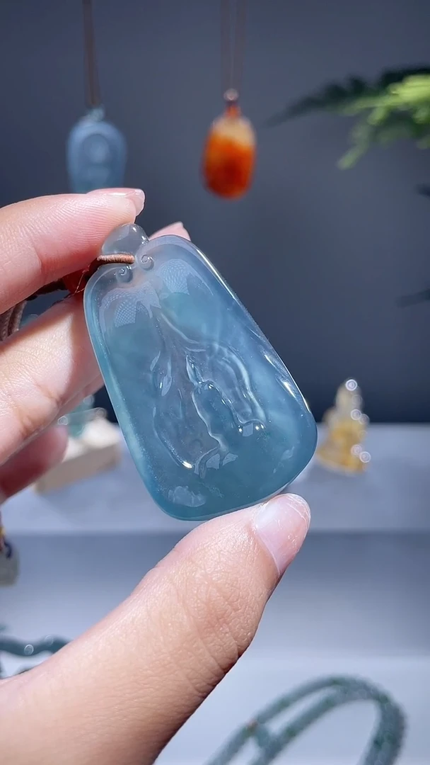 颈饰未镶嵌翡翠悟道