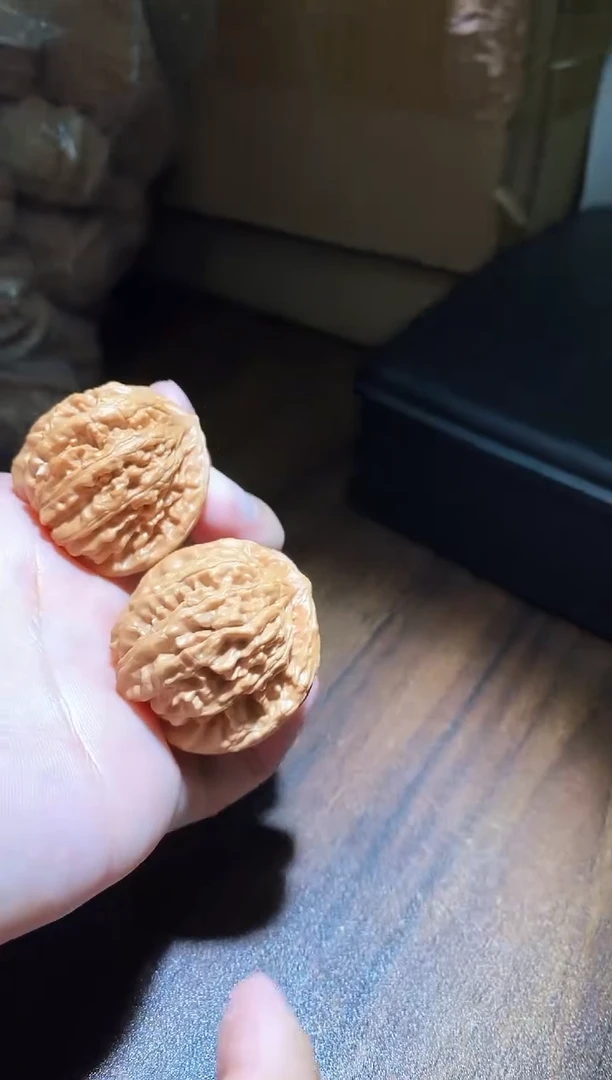 文玩核桃把件全品打底汉高楼38-39