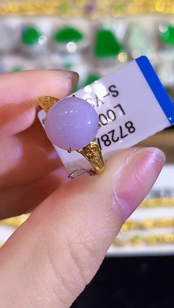 18K金镶嵌戒指翡翠L0047多样性发其一