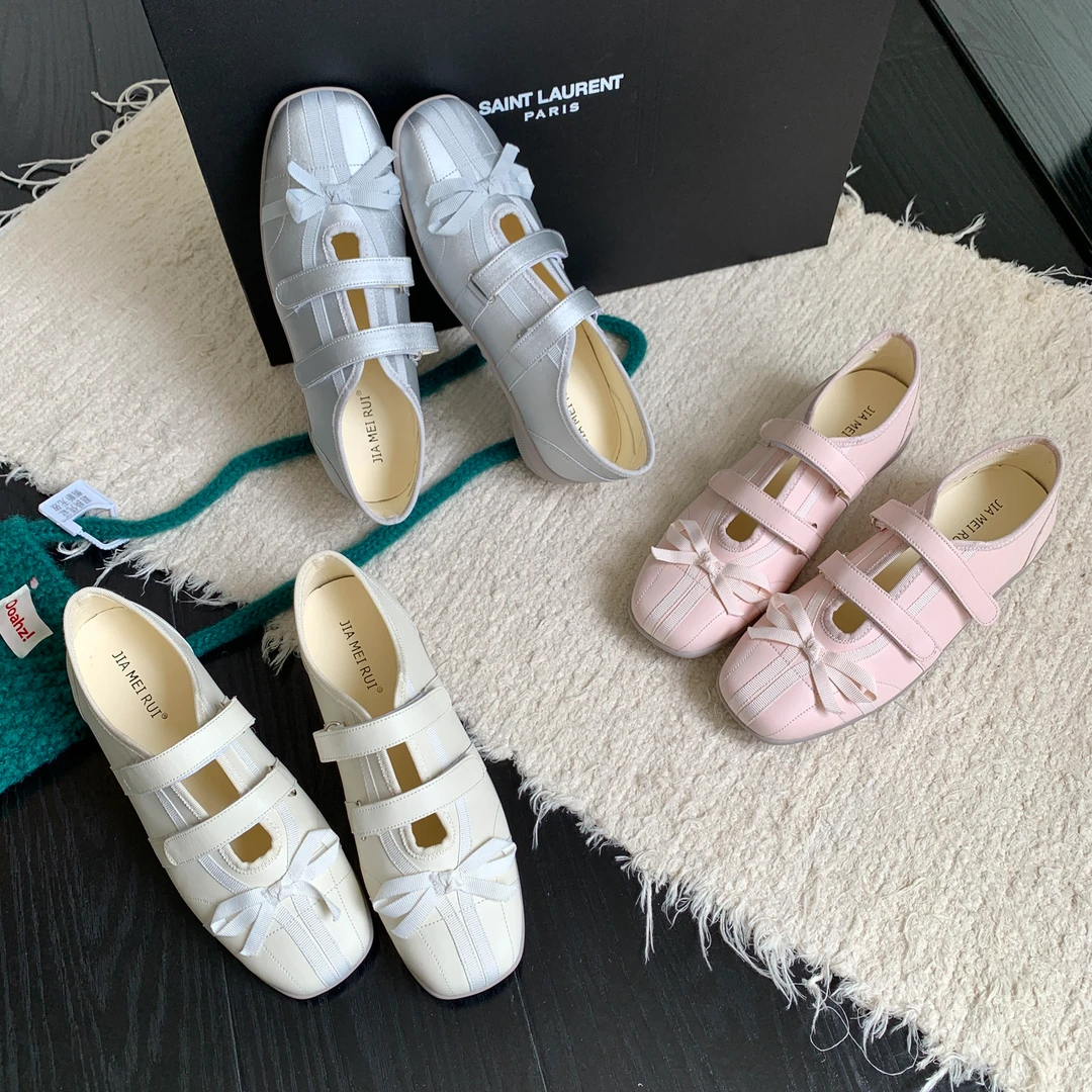 魔术贴单鞋女平底2025豆豆鞋百搭英伦风复古小皮鞋一脚蹬乐福鞋潮