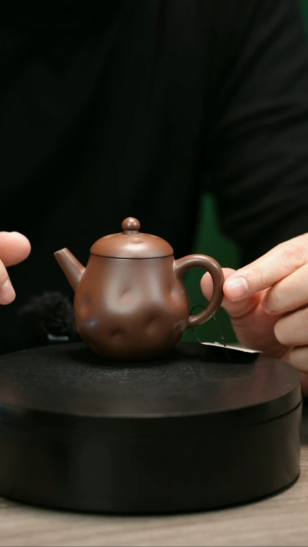 茶壶紫砂b****aH2420赵信军光素手捏冬枣