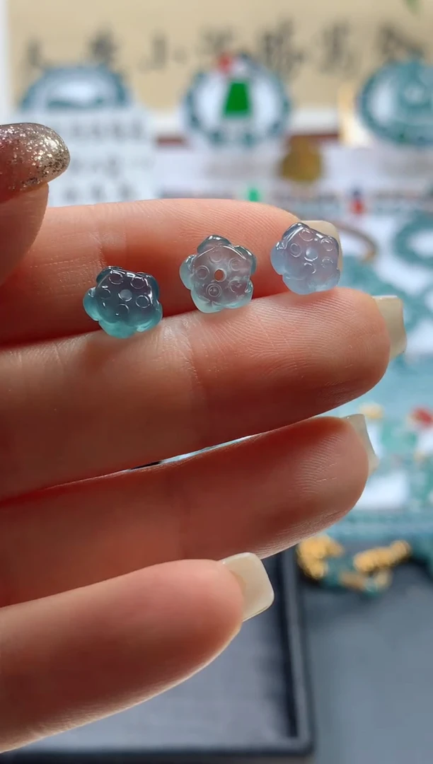 翡翠未镶嵌颈饰N****娜0533099808