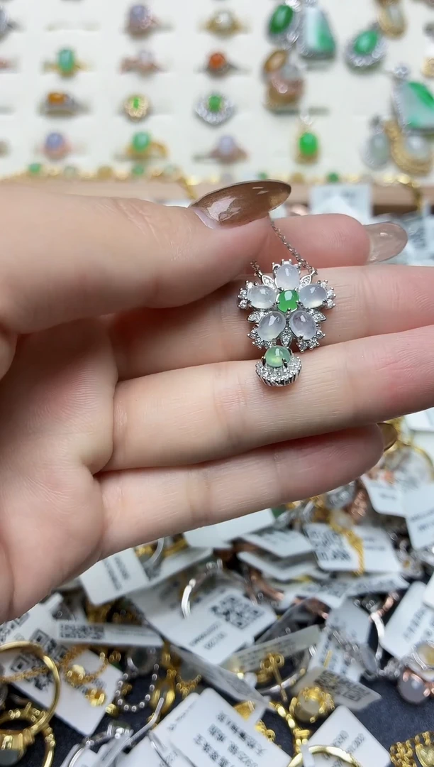 颈饰银S925镶嵌翡翠1111111111111