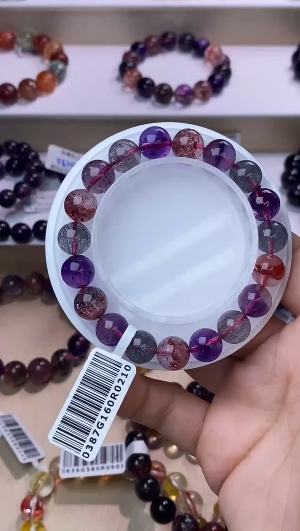 【闪购商品】水晶手链未镶嵌黑加仑超七10m+