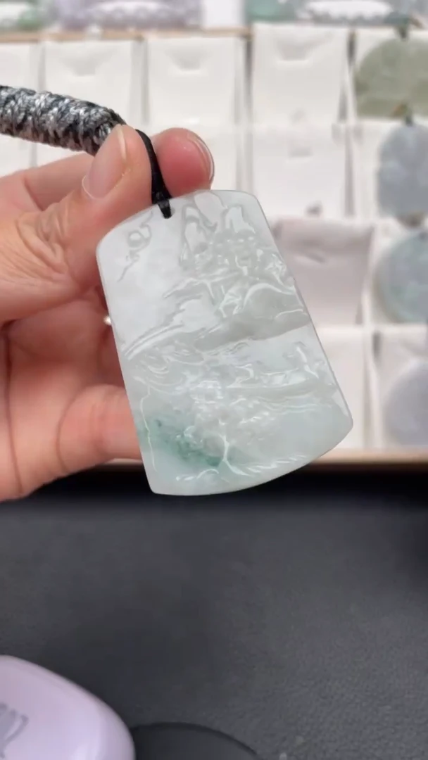 颈饰未镶嵌翡翠天然缅甸翡翠A货411