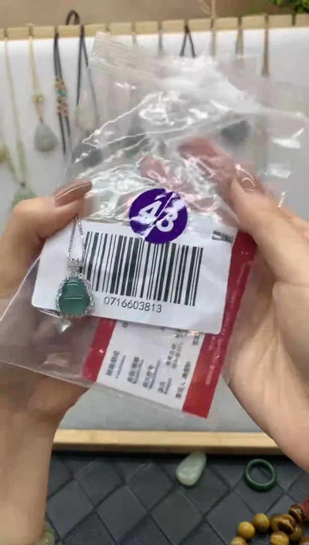 【闪购商品】翡翠颈饰银S925镶嵌吊坠4