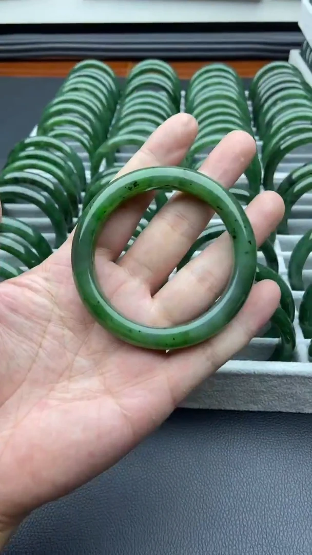 未镶嵌手镯和田玉（碧玉）17-59.1