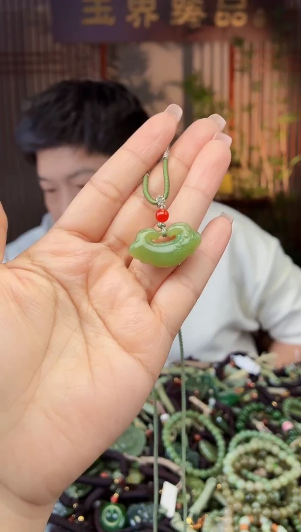 颈饰未镶嵌和田玉多样性发货拍一发一