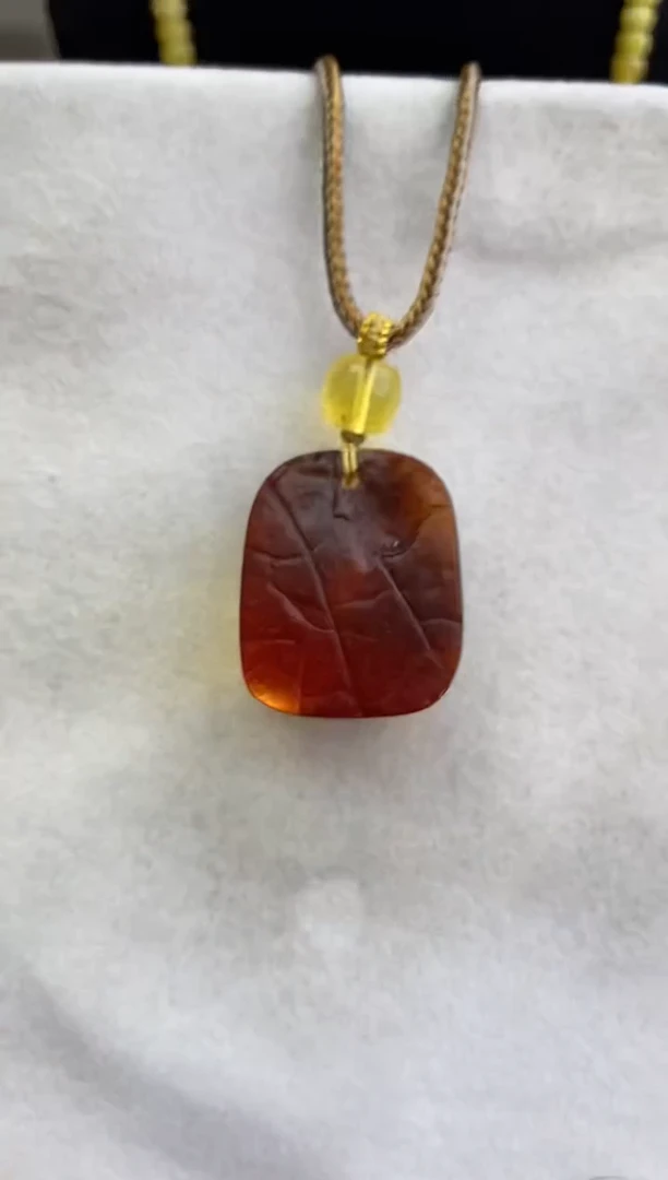未镶嵌琥珀裸石10801015-吊坠