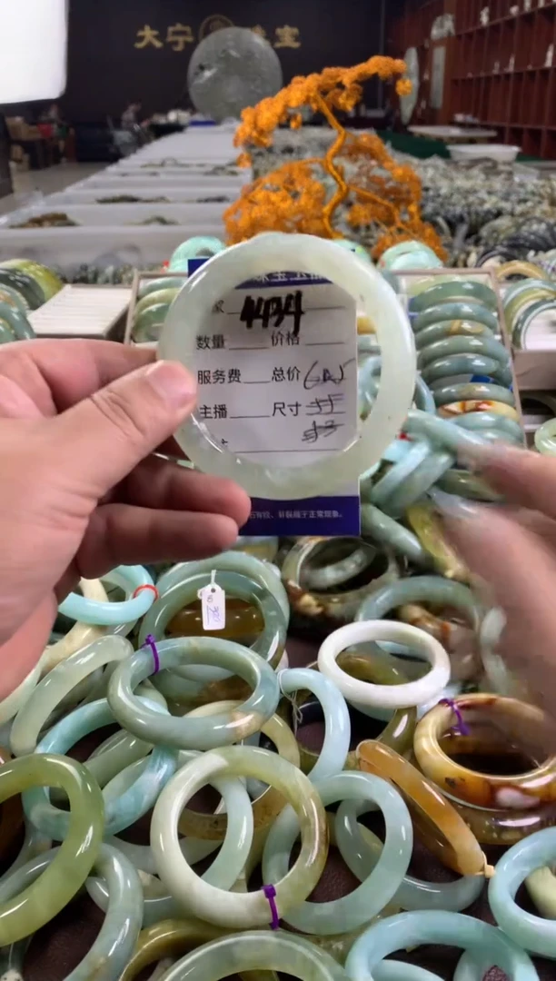 蛇纹石玉未镶嵌手镯4434