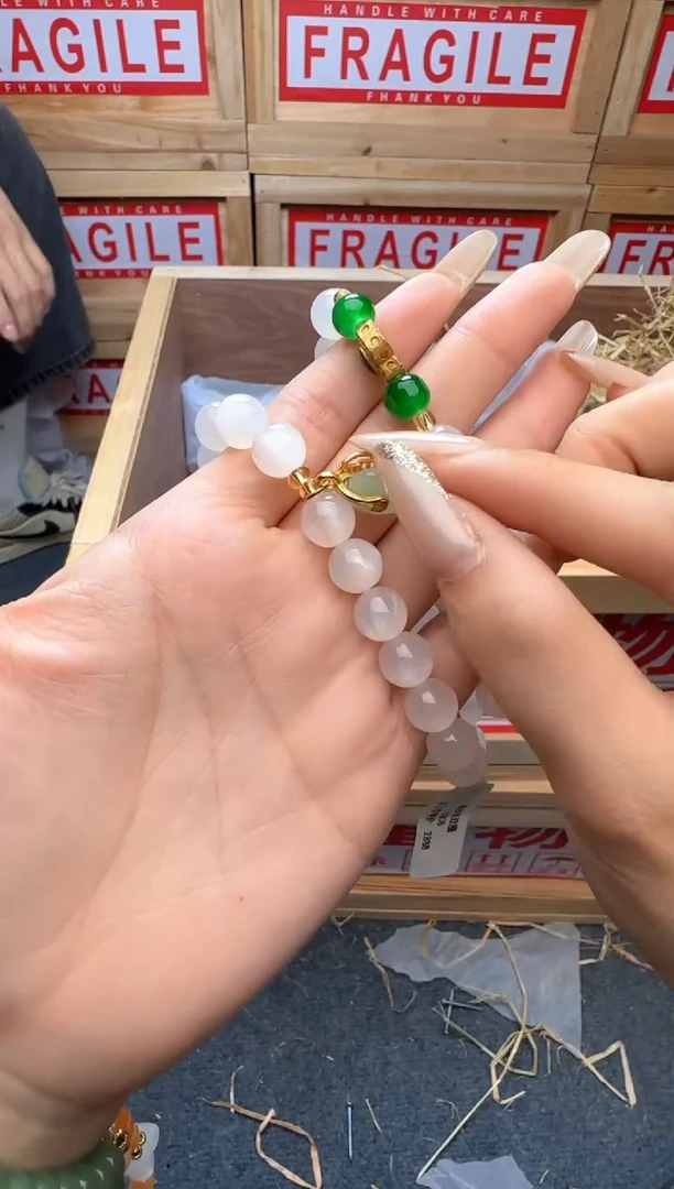 精美手串（无礼盒）