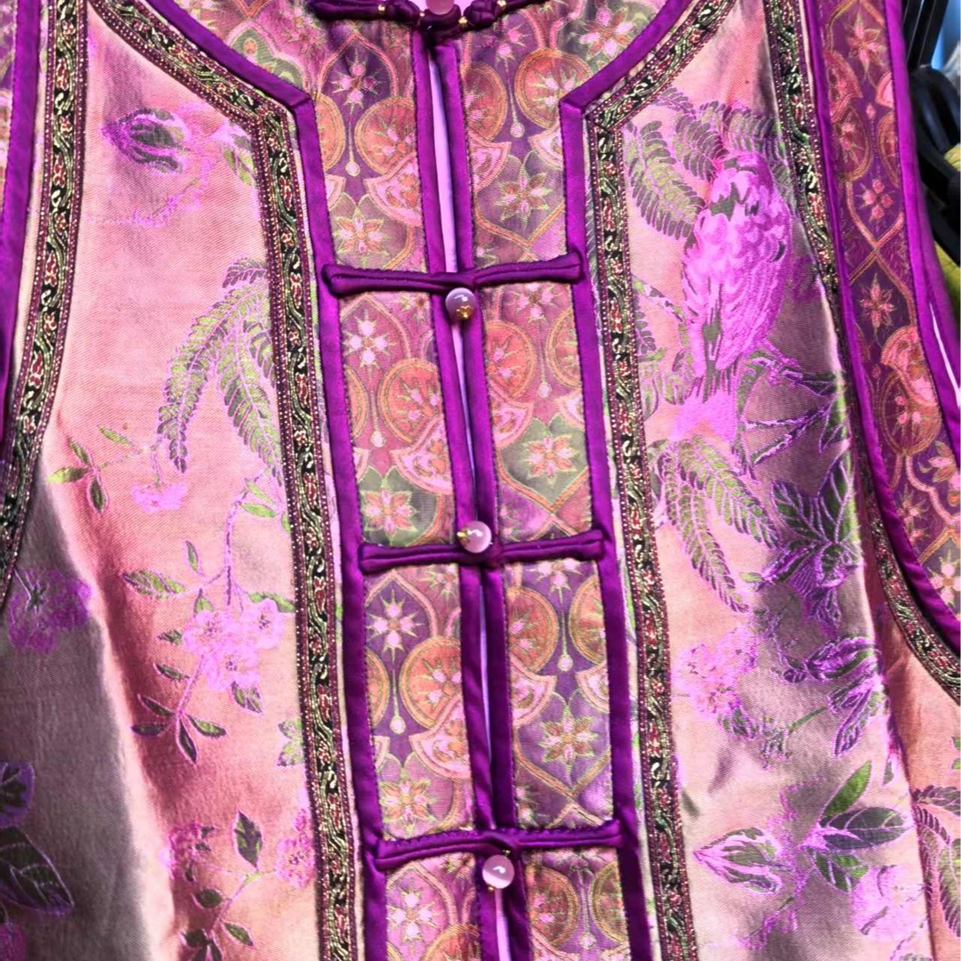 君 新中式风桑蚕丝 火龙果色马甲  35611