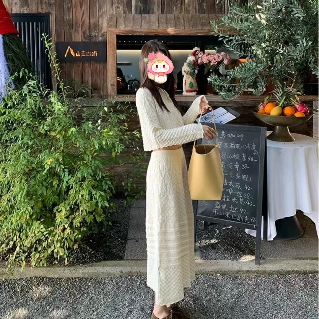 法式高级镂空针织开衫名媛女春秋季高腰时尚上衣+半身裙两件套装