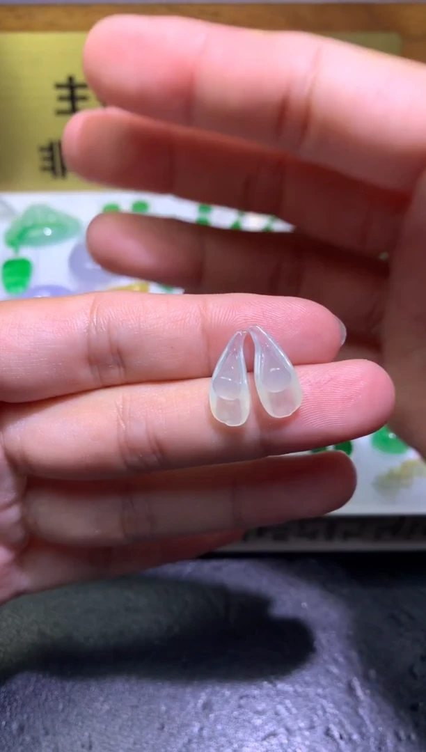 未镶嵌定制翡翠毛货