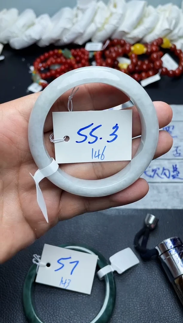 未镶嵌手镯翡翠146