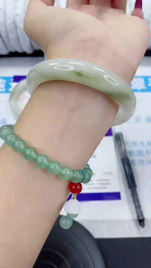 未镶嵌手镯石英质玉264-56/57
