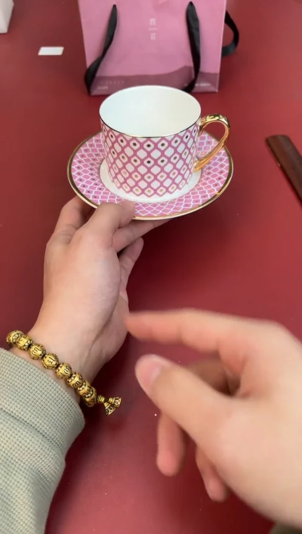 【闪购商品】瓷片新号开播全场漏@@H1843