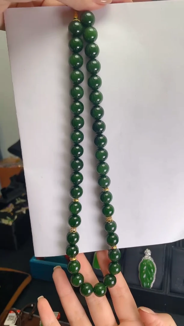 项链18K金镶嵌和田玉收藏级菠菜绿俄7项链