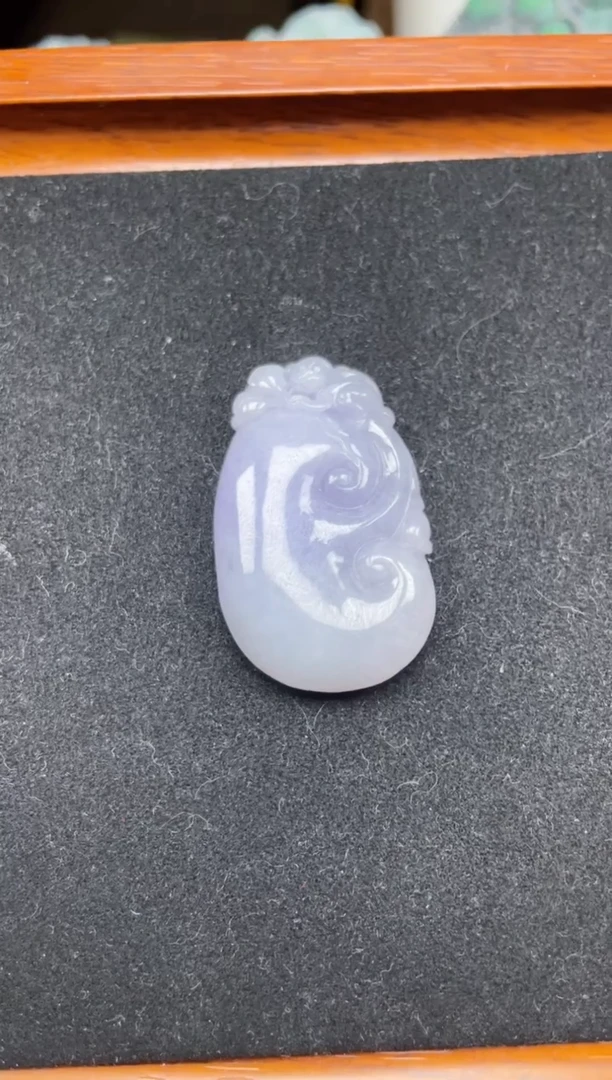 【闪购商品】翡翠颈饰未镶嵌如意