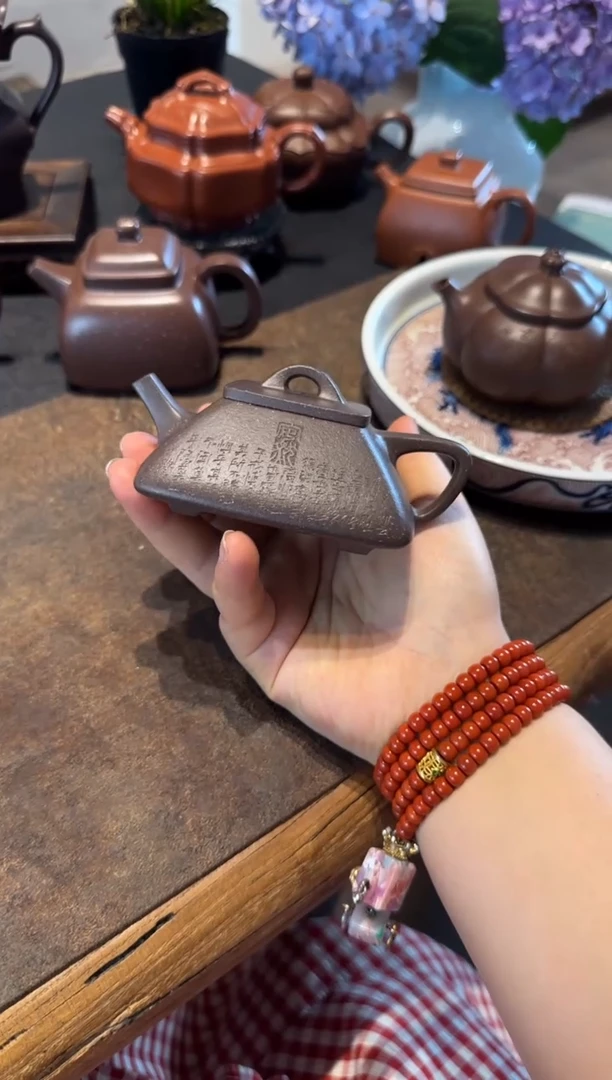 茶壶紫砂四方石瓢 刻绘