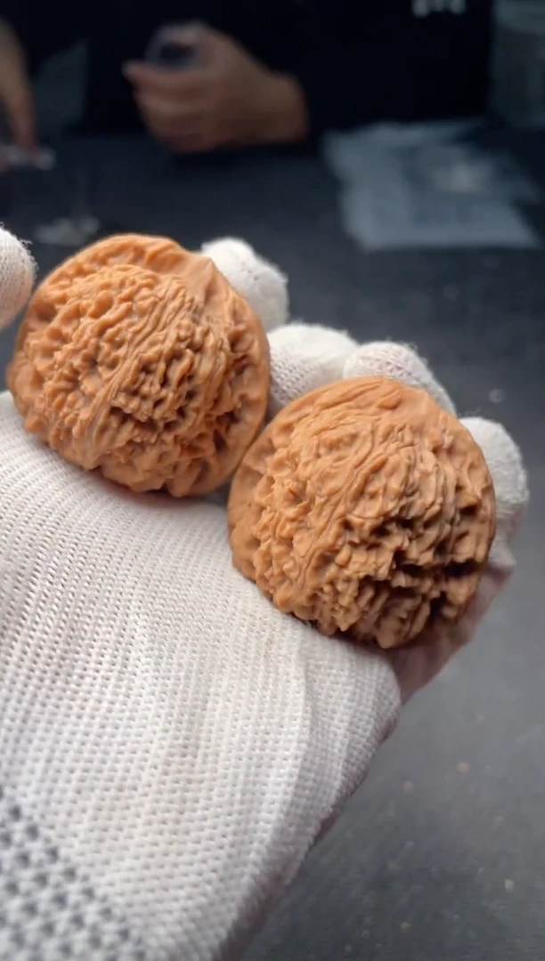 把件文玩核桃a68  南疆石 41尺