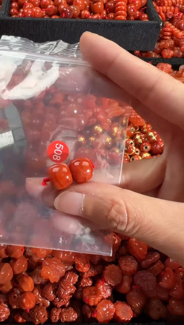 【闪购商品】南红玛瑙颈饰未镶嵌2