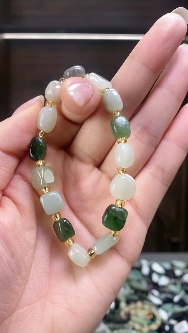 【闪购商品】和田玉颈饰未镶嵌多样性发货，拍一发一