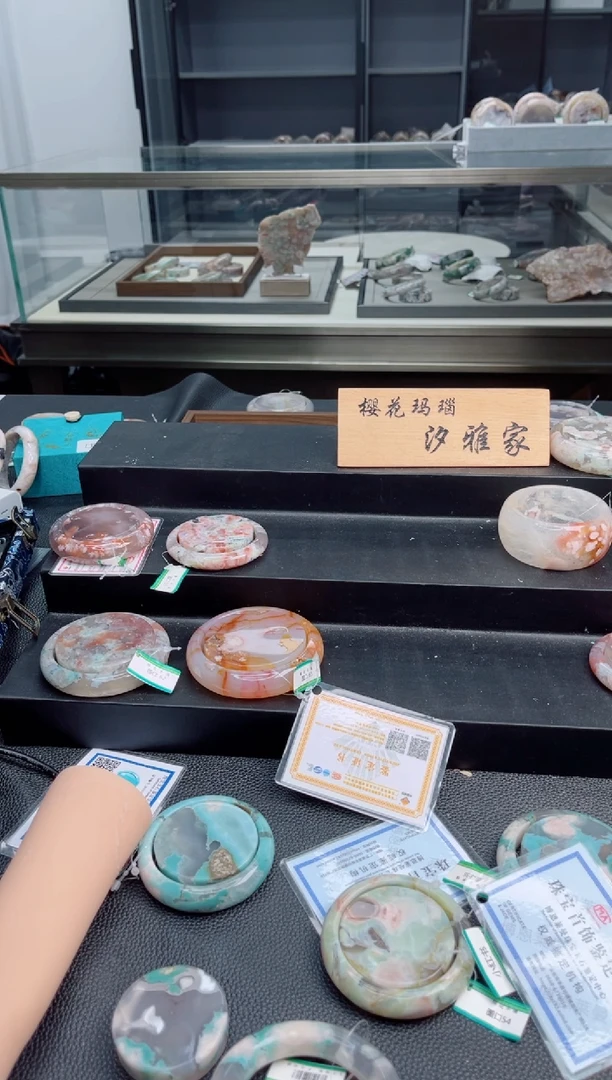 石英质玉手镯未镶嵌56圈口（赠送镯心）3S587074